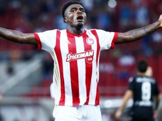 Emenike kulüp başkanını çıldırttı!