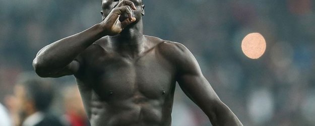 Aboubakar'a 'ponpon kız' benzetmesi!