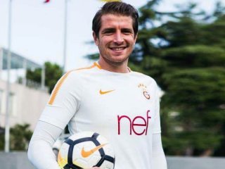Galatasaray'da bir ilk! Muslera'nın yerine...