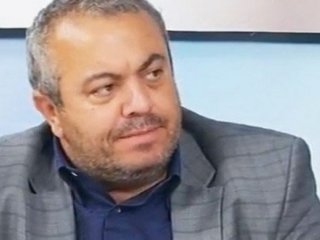 Köşe yazarı İsmail Türk gözaltına alındı