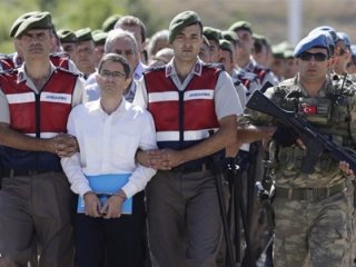 PKK taktiğiyle haberleşmiş