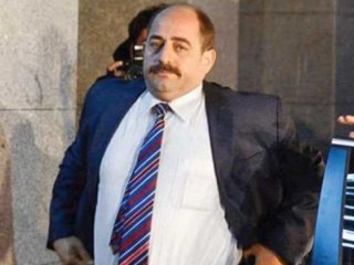 Zekeriya Öz bombalar patladı diye mutlu olmuş
