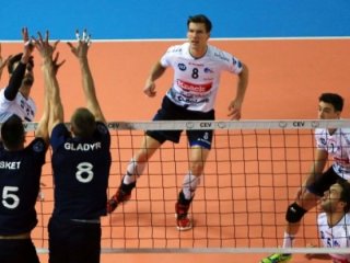 Fenerbahçe Şampiyonlar Ligi'ne kötü başladı