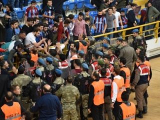 Trabzonspor'a 2 maç seyircisiz cezası!