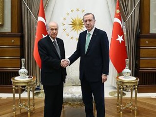 Bahçeli'den Erdoğan'a tarihi karar sonrası tebrik!