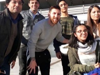 Suriyeli sığınmacıya Messi'den büyük sürpriz!