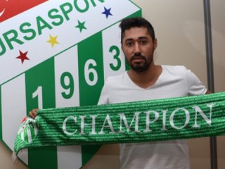 Bursaspor’da ayrılık! Sözleşmesi feshedildi