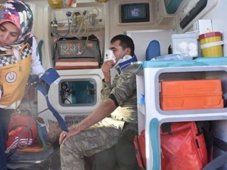 Askeri araç ile TIR çarpıştı: 7 asker yaralı