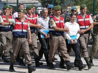 60 bin tutuklu ve hükümlü tek tip kıyafet giyecek