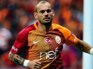 Terim'in ardından Sneijder bombası!