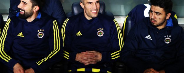 Van Persie yeni takımıyla anlaştı!
