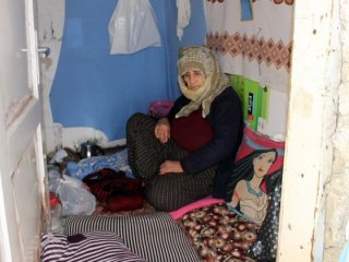 79 yaşındaki Fatma ninenin dramı! Odunlukta...