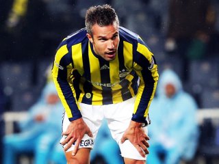 Van Persie olay iddia üzerine açıklama yaptı!