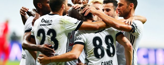 Beşiktaş'ın yıldızlarına teklif yağıyor!