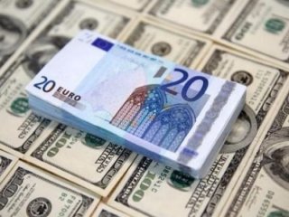 Dolar ve euroda yılın ilk rakamları