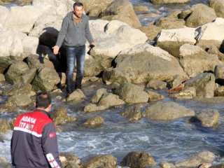 Öz çekim yapmak isterken boğuluyordu