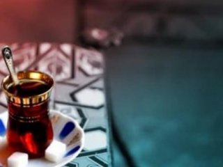 Çay kaşığı ile kamyon çaldılar