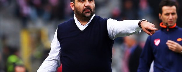 Ümit Özat'tan iki bomba birden!