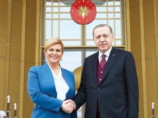Avrupa'nın ekseni Türkiye'ye döndü