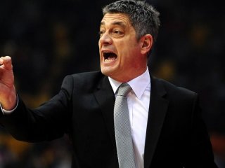 Oktay Mahmuti yeniden Galatasaray'da!