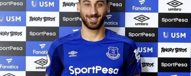 Cenk Tosun ilk maçına çıkıyor!