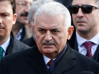 Başbakan Yıldırım: Her karar üzerinden mahkemelerimizi hırpalamak doğru değil