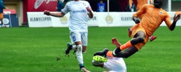Alanyaspor Sackey'le kazandı!