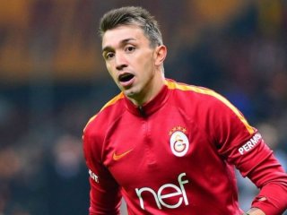 Muslera: Mert giderse ben de giderim