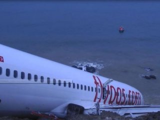 Trabzon'daki uçak kazası ile ilgili flaş yorum!