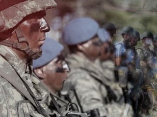 PKK'nın korkulu rüyası mavi bereliler sınırda