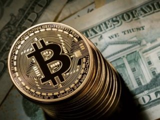 Bitcoin rekorun altına düştü