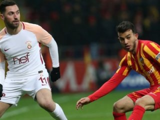 Güray Vural: Hakemin çalmadığı penaltı...