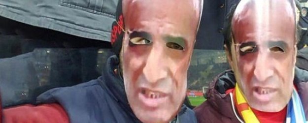 Kayseri'de Terim'e şok maske! Polis müdahale etti