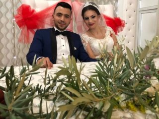 Nikah masasını gül yerine zeytin dalıyla donattı