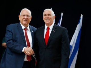 Pence, İsrail Cumhurbaşkanı Rivlin ile görüştü