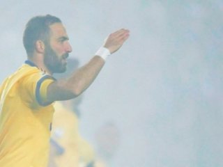 Juventus, final kapısını araladı
