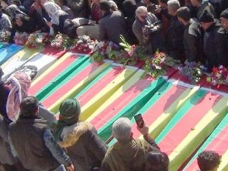 Fazladan tabut lazım! 20’li gruplar halinde gömüyorlar