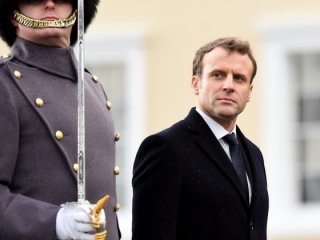 Macron'dan Çavuşoğlu'na küstah cevap