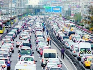 Trafiğe kayıtlı araç sayısı açıklandı