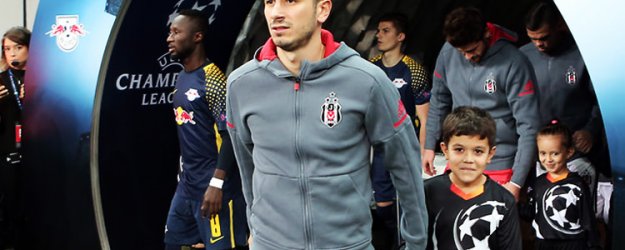 Oğuzhan Özyakup ayrılığı kafasına koydu!