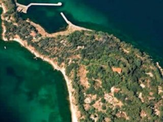 İmralı'nın üzerinde uçuş kararı