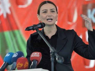 Azeri vekil Paşayeva ateş püskürdü!