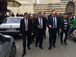 'Afrin'girmeyelim' diyen Kılıçdaroğlu'na inat İnce Suriye sınırında
