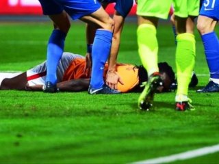 Dünya Gomis'i konuştu! 'Bunu nasıl yaparsınız'