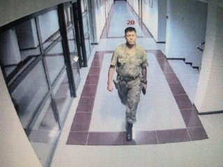 Kahraman Halisdemir'in şehadete yürüdüğü o an