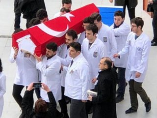 Profesör vücudunu öğrencilerine bıraktı