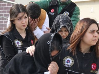Gelinli, kayınvalideli uyuşturucu çetesi...