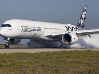 Dünyanın en güçlü uçağı Airbus A350-1000 Katar'da