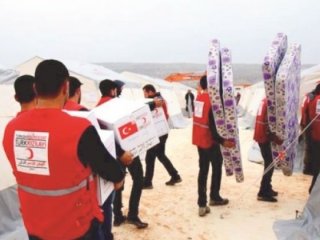 Türk Kızılayı'ndan Afrin'e yardım eli