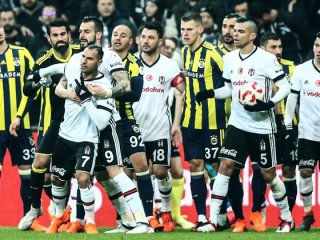 Derbi kızardı!